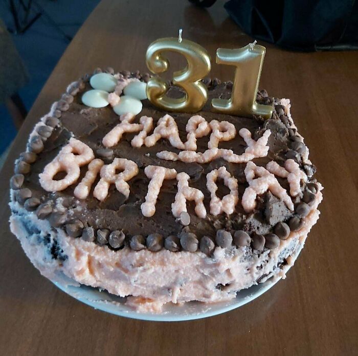 30 Horrendous Baking Fails To Make You Feel Better About Your Burned Muffins 30 Horrendous Baking Fails To Make You Feel Better About Your Burned Muffins