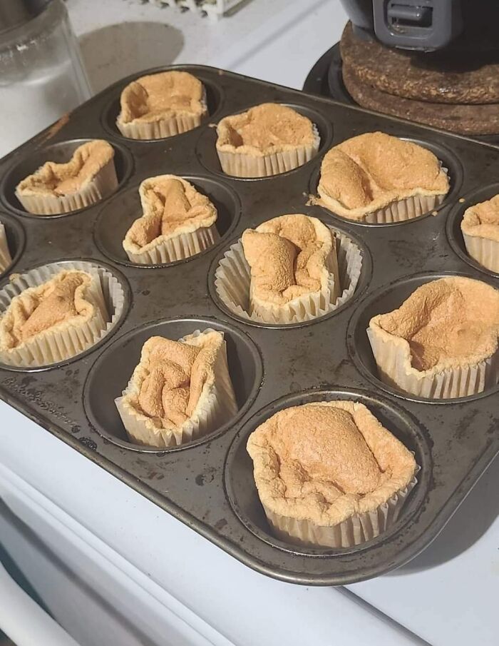 30 Horrendous Baking Fails To Make You Feel Better About Your Burned Muffins 30 Horrendous Baking Fails To Make You Feel Better About Your Burned Muffins
