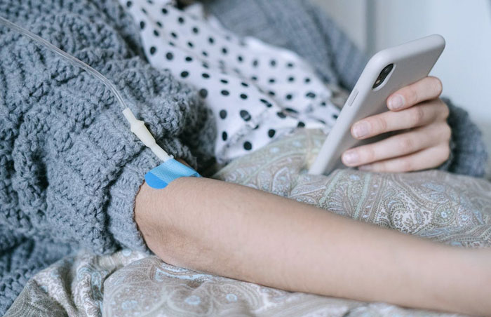 30 Doctors Share The Stupidest Thing They&#8217;ve Heard From People Who &#8216;Read It On The Internet&#8217;