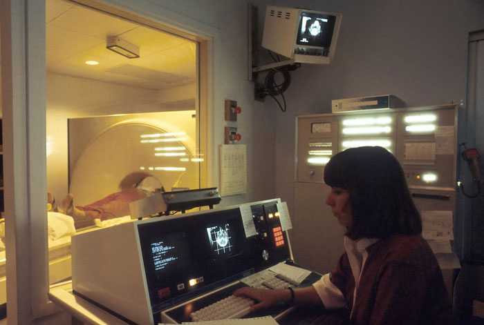 30 Doctors Share The Stupidest Thing They&#8217;ve Heard From People Who &#8216;Read It On The Internet&#8217;