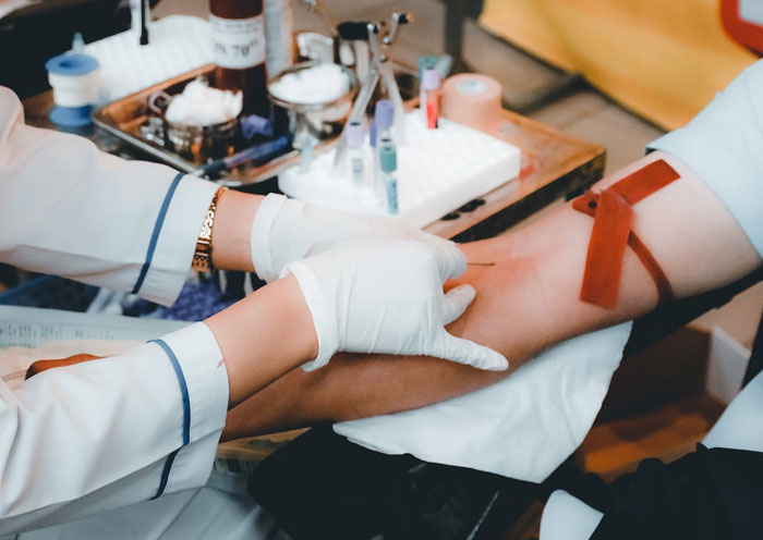 30 Doctors Share The Stupidest Thing They&#8217;ve Heard From People Who &#8216;Read It On The Internet&#8217;