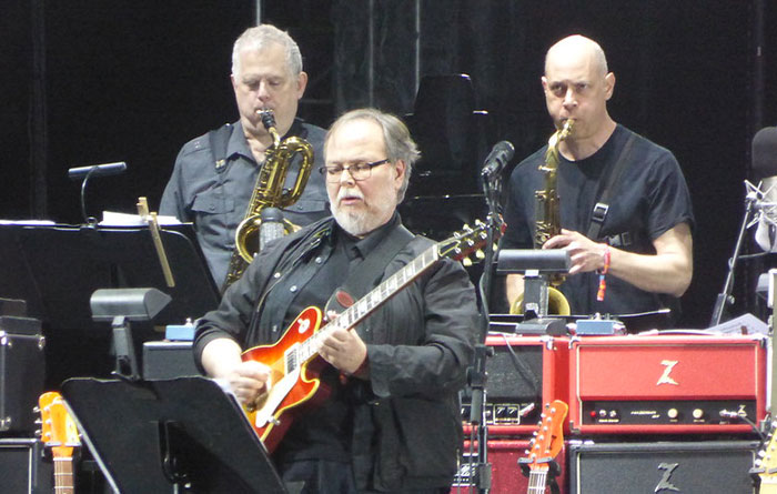 “I Guess It Rains Down In Africa”: 30 People Share Their Most Hilariously Misheard Lyrics “I Guess It Rains Down In Africa”: 30 People Share Their Most Hilariously Misheard Lyrics