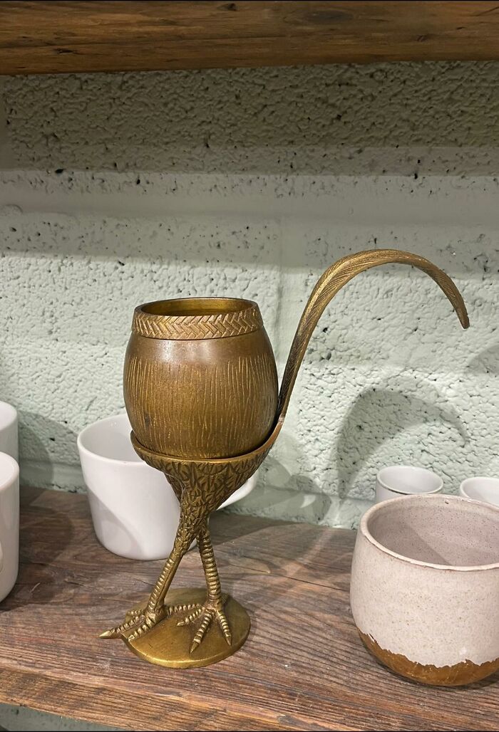 50 Random And Unhinged Things People Gave To Charity Shops That Confused Or Cracked Buyers Up 50 Random And Unhinged Things People Gave To Charity Shops That Confused Or Cracked Buyers Up