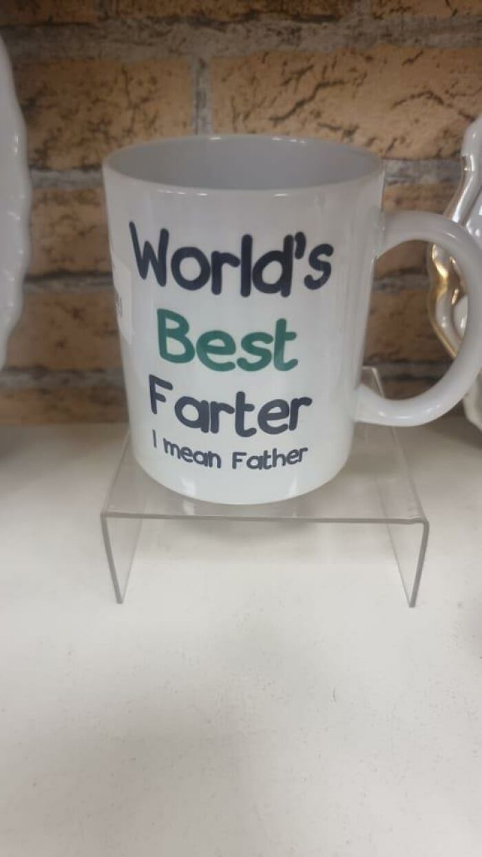 50 Random And Unhinged Things People Gave To Charity Shops That Confused Or Cracked Buyers Up 50 Random And Unhinged Things People Gave To Charity Shops That Confused Or Cracked Buyers Up