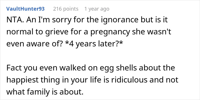 New Mom Sends Her Daughter’s Picture On Sister’s Request, Gets Called A Jerk Since She Had A Miscarriage 4 Years Ago