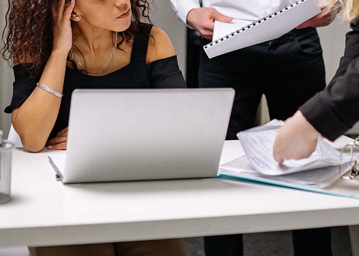 Incompetent New Hire Causes Havoc At Work, Pushing Nearly An Entire Department To Quit