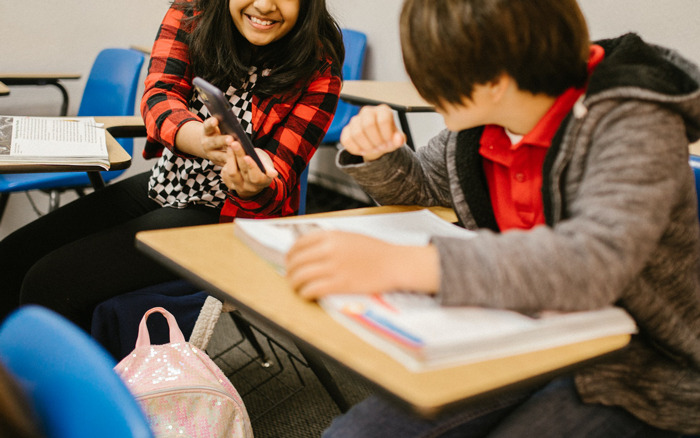 “Do Not Speak To Me”: Girl Is Sick And Tired Of Boy’s Attention, Writes Him A List Of Rules To Follow Around Her “Do Not Speak To Me”: Girl Is Sick And Tired Of Boy’s Attention, Writes Him A List Of Rules To Follow Around Her