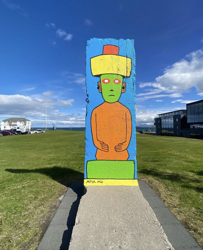 Hey Pandas, Show Us A Photo Of Street Art You’ve Seen (Closed) Hey Pandas, Show Us A Photo Of Street Art You’ve Seen (Closed)