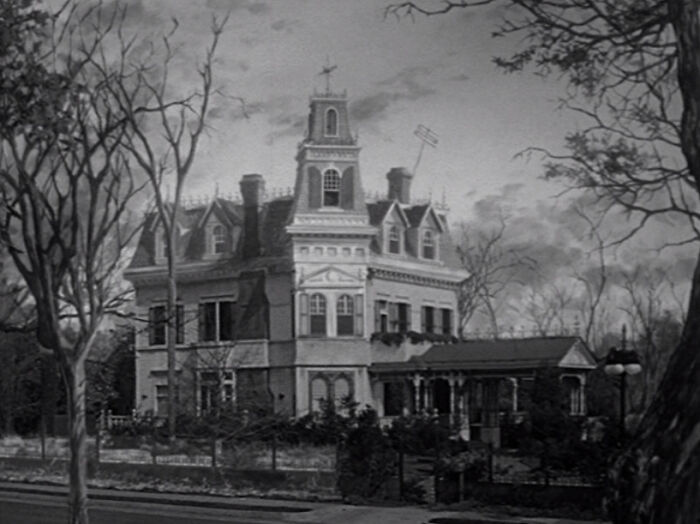 45 Fictional Houses That Have Space For All Their Viewers 45 Fictional Houses That Have Space For All Their Viewers