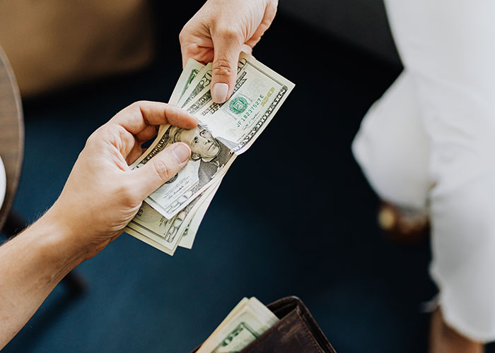 Guy Shares How He Realized His Wife Was A Gold Digger All This Time Guy Shares How He Realized His Wife Was A Gold Digger All This Time