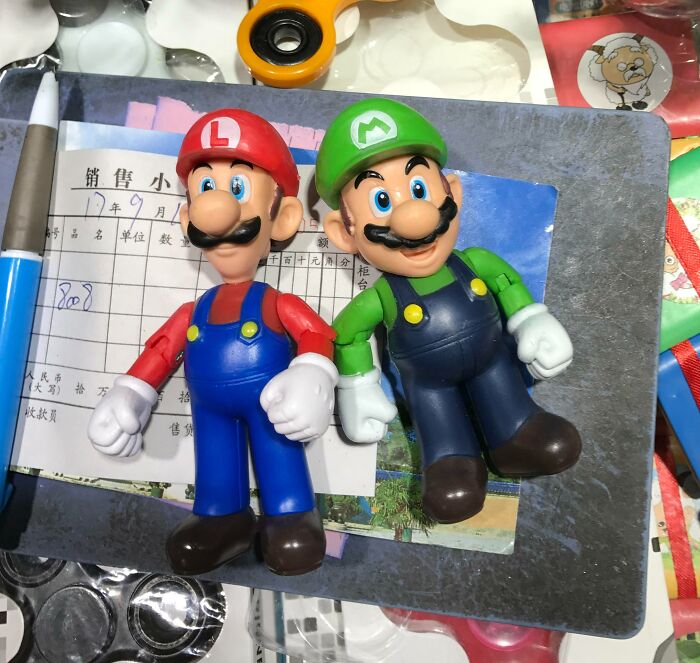 40 Unusual Things People Came Across That Made Them Think They’d Entered A “Parallel Universe” 40 Unusual Things People Came Across That Made Them Think They’d Entered A “Parallel Universe”