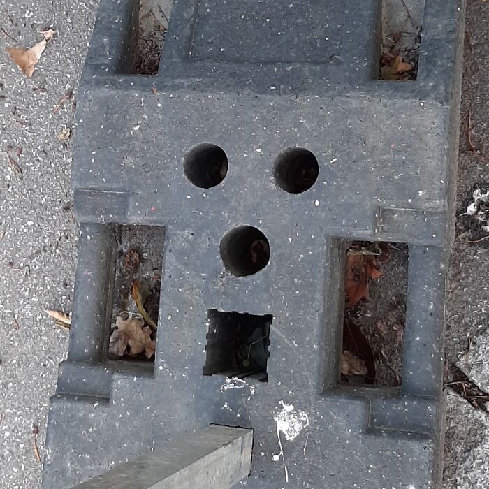 I Notice And Photograph Funny Examples Of Pareidolia In Everyday Objects (30 Pics) I Notice And Photograph Funny Examples Of Pareidolia In Everyday Objects (30 Pics)