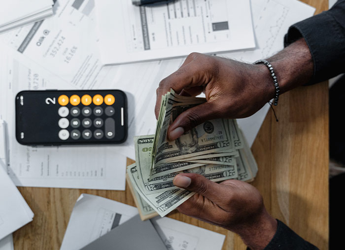 “Office’s Stairs Are See-Thru”: 29 Things That Make Offices Uncomfortable For Women “Office’s Stairs Are See-Thru”: 29 Things That Make Offices Uncomfortable For Women