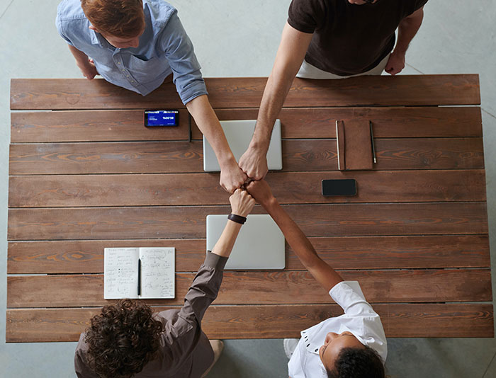 “Office’s Stairs Are See-Thru”: 29 Things That Make Offices Uncomfortable For Women “Office’s Stairs Are See-Thru”: 29 Things That Make Offices Uncomfortable For Women