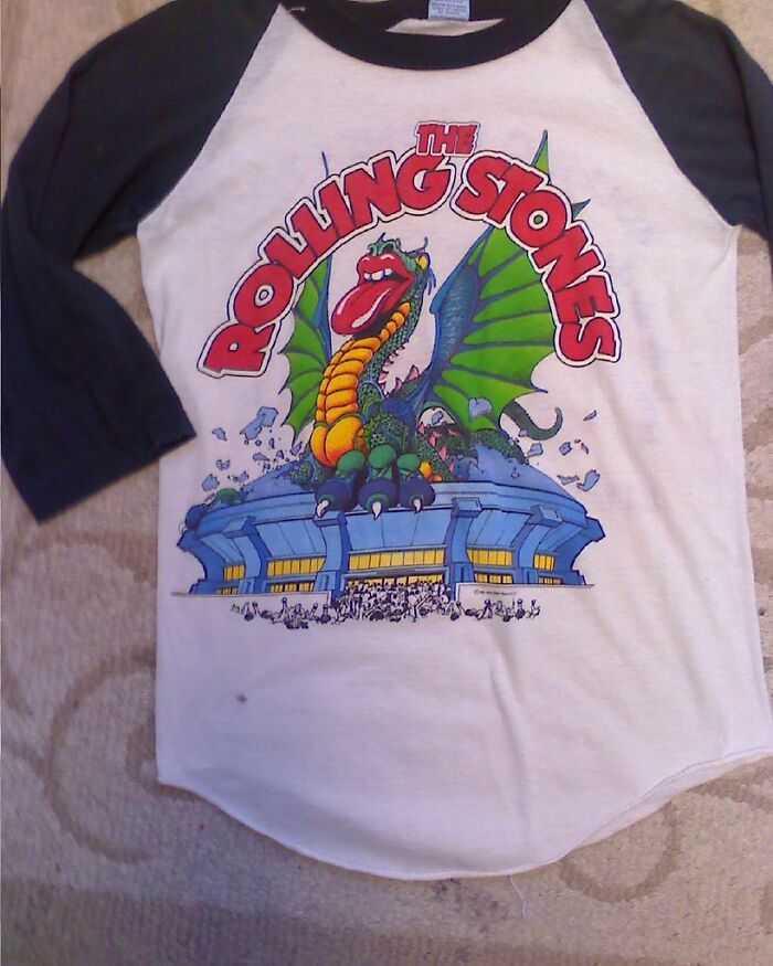 30 Behaviors That Scream “I Have No Life”, As Pointed Out In This Online Group 30 Behaviors That Scream “I Have No Life”, As Pointed Out In This Online Group