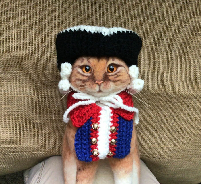 Cat Hats For Every Occasion: This Artist Crochets Funky Hats For Cats, And Here Are Her Best 30 Works Cat Hats For Every Occasion: This Artist Crochets Funky Hats For Cats, And Here Are Her Best 30 Works