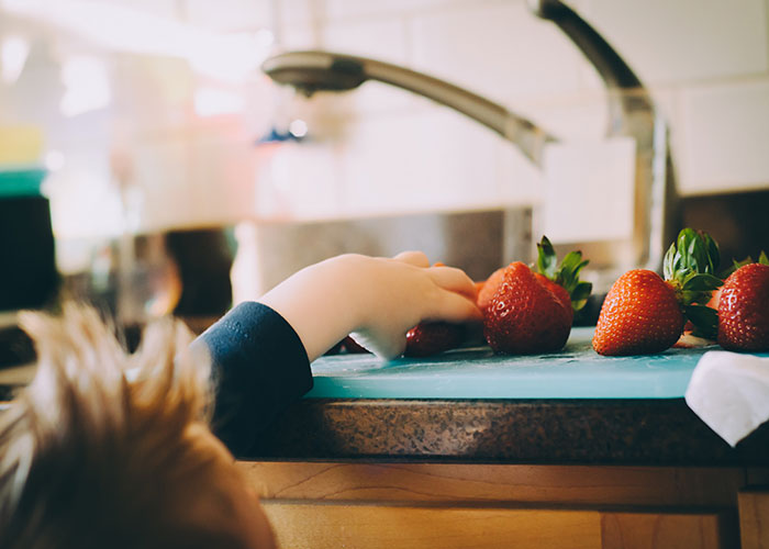 Dad Is Sick And Tired Of Constant Complaints From Picky-Eater Children, Figures Out A Way To Make Them Change Their Tune Dad Is Sick And Tired Of Constant Complaints From Picky-Eater Children, Figures Out A Way To Make Them Change Their Tune