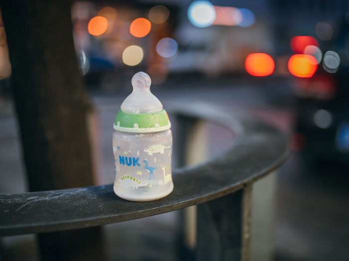 Man Gets Banned From Daughter-In-Law’s House After Eating A Muffin Made With Her Breast Milk Man Gets Banned From Daughter-In-Law’s House After Eating A Muffin Made With Her Breast Milk