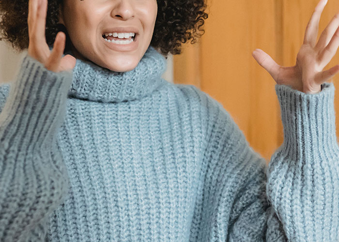 “I’m A Parent, So I Have To Save Money. Now Swap Seats”: Entitled Mother Left Fuming After Man Who Paid Extra For Their Plane Seat Refuses To Move “I’m A Parent, So I Have To Save Money. Now Swap Seats”: Entitled Mother Left Fuming After Man Who Paid Extra For Their Plane Seat Refuses To Move