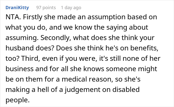Woman Meets Fellow Mom From Kid’s School, First Instinct Is To Berate Her For Being A “Scrounger” And “On Benefits” Woman Meets Fellow Mom From Kid’s School, First Instinct Is To Berate Her For Being A “Scrounger” And “On Benefits”