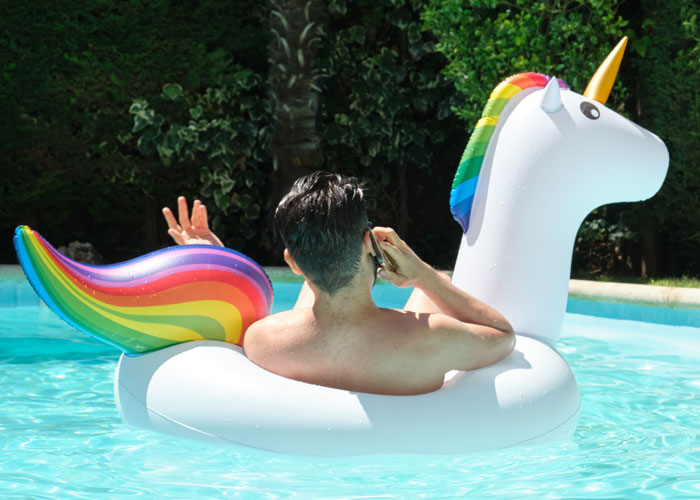 Family Tries Guilt-Tripping A Guy Into Babysitting His 3 Nephews On Vacation, He Refuses And Drama Ensues