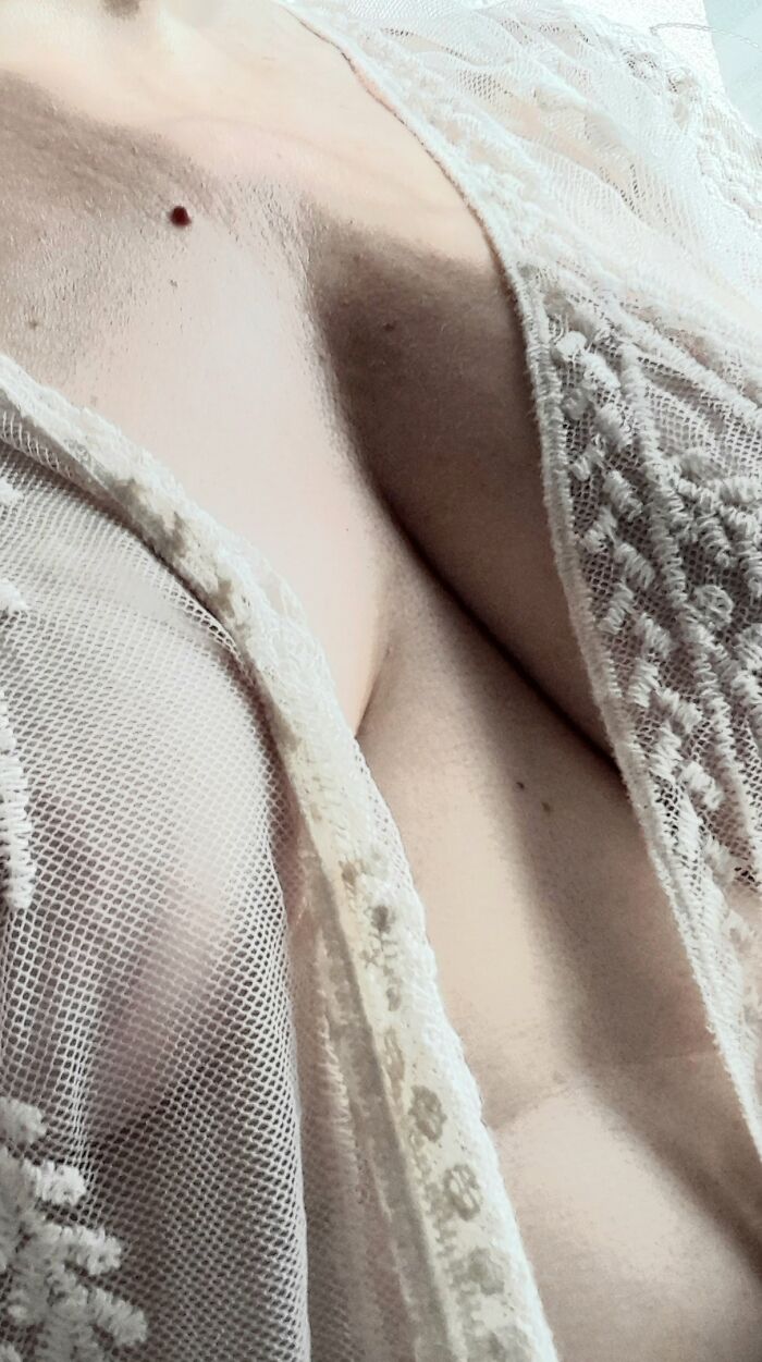 15 Of The Best Unprofessional Photos Of Flowers I Took