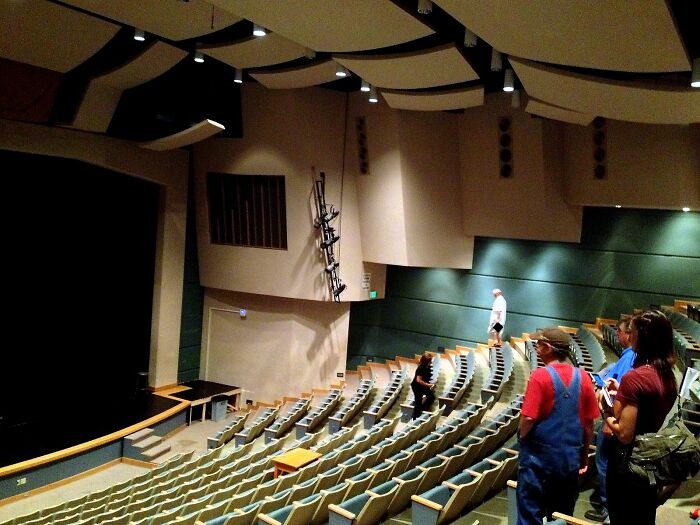 26 Organizations In Modern Society That Should Be Called Cults Despite Formally Not Called One, According To Folks Online 26 Organizations In Modern Society That Should Be Called Cults Despite Formally Not Called One, According To Folks Online