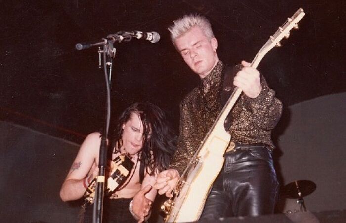 26 Organizations In Modern Society That Should Be Called Cults Despite Formally Not Called One, According To Folks Online 26 Organizations In Modern Society That Should Be Called Cults Despite Formally Not Called One, According To Folks Online