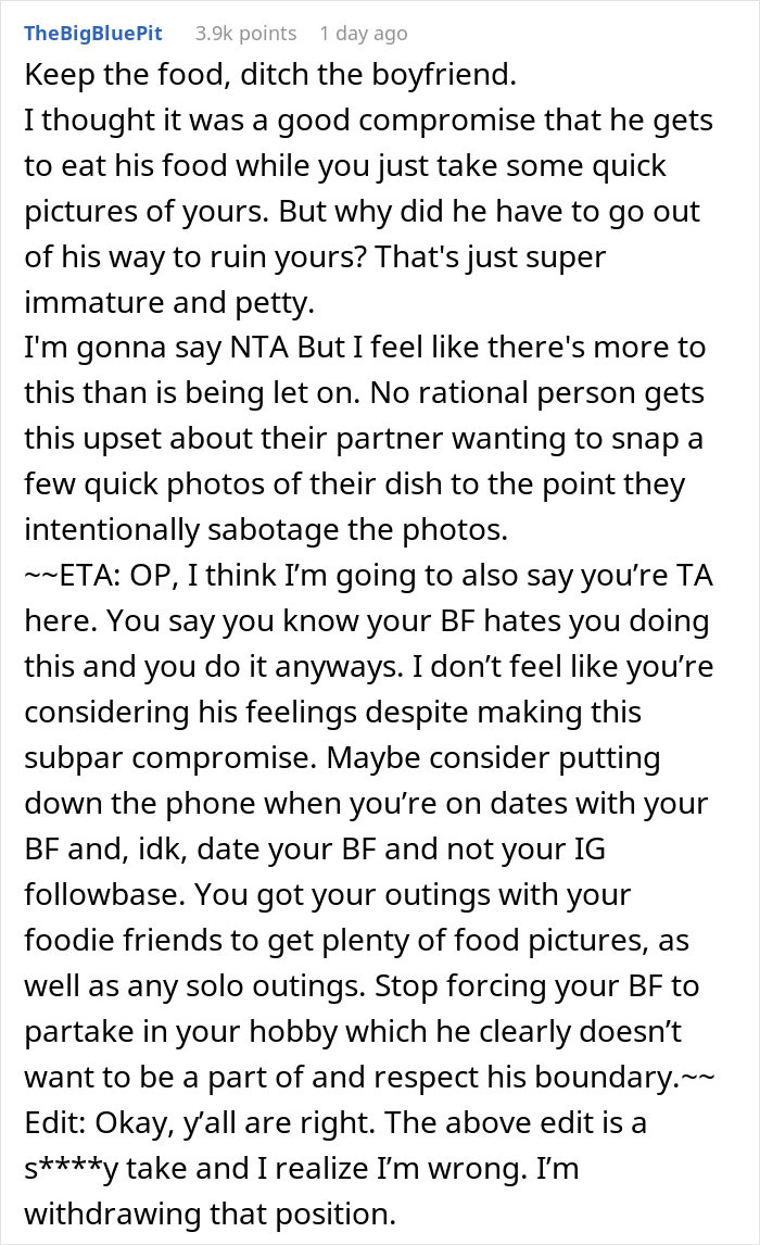 Man Goes Out Of His Way To Ruin Girlfriend’s Food Pictures, So She Makes Him Pay Man Goes Out Of His Way To Ruin Girlfriend’s Food Pictures, So She Makes Him Pay
