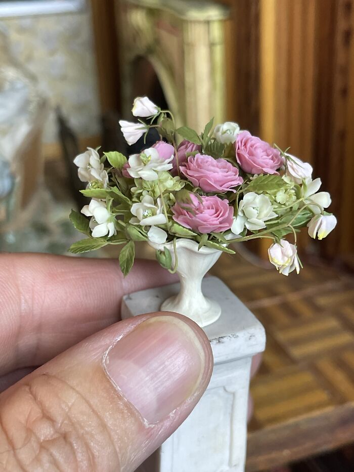 These Tiny Flower Arrangements Will Make Your Day Bloom (21 Pics)