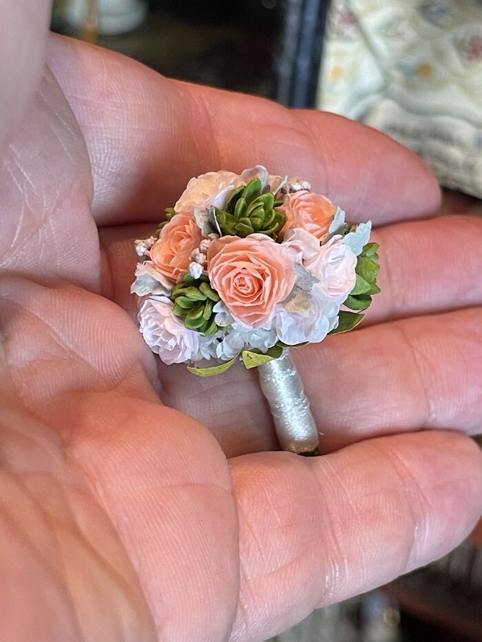 These Tiny Flower Arrangements Will Make Your Day Bloom (21 Pics)