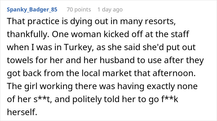 Woman Watches Chaos Ensue After Taking Towels Off Every Lounge Chair In Petty Revenge Woman Watches Chaos Ensue After Taking Towels Off Every Lounge Chair In Petty Revenge