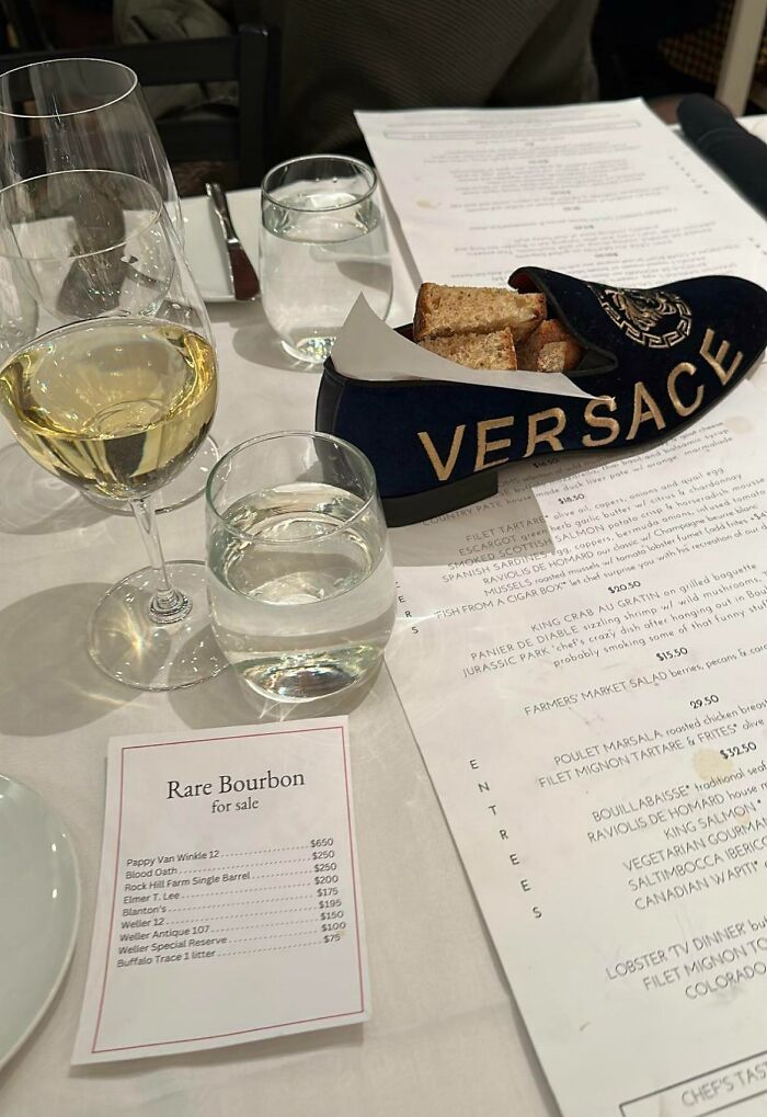 30 Of The Worst Things Ever Served In Fancy Restaurants That Just Look Like A Scam 30 Of The Worst Things Ever Served In Fancy Restaurants That Just Look Like A Scam