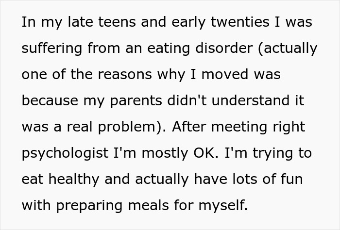 Father Tosses Out All Of 26 Y.O. Daughter’s Food That He Decides To Be “Unsuitable” Bringing Her To Tears, So She Asks Him To Leave Father Tosses Out All Of 26 Y.O. Daughter’s Food That He Decides To Be “Unsuitable” Bringing Her To Tears, So She Asks Him To Leave
