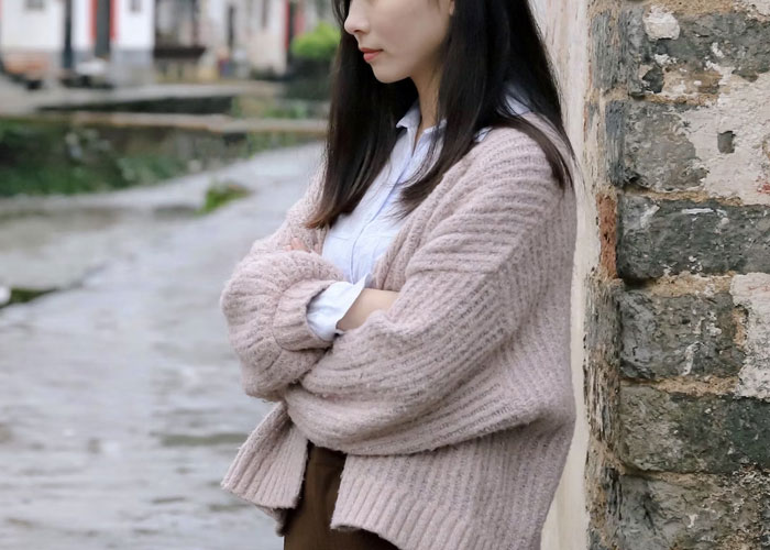 TikTok User Says The Most Powerful Tool Against Creepy Men Is Your Body Language, And 18 Others Chime In With Their Tips TikTok User Says The Most Powerful Tool Against Creepy Men Is Your Body Language, And 18 Others Chime In With Their Tips