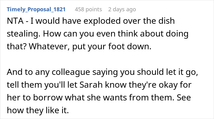 “[It’s] Disrespectful And A Violation Of Privacy”: Extremely-Intrusive Coworker Is Scolded By A Woman In Front Of The Entire Office