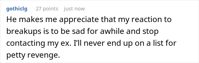 After A Break-Up, Ex-Boyfriend Cut Down “Their” Tree, So This Woman Forwarded His Text Bragging About It Right To The Property Manager After A Break-Up, Ex-Boyfriend Cut Down “Their” Tree, So This Woman Forwarded His Text Bragging About It Right To The Property Manager