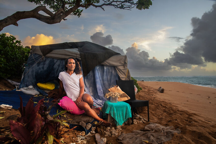 30 Photos Of Americans In Their Bedrooms Let Us Take A Glimpse Into Their Private Lives By Barbara Peacock (New Pics) 30 Photos Of Americans In Their Bedrooms Let Us Take A Glimpse Into Their Private Lives By Barbara Peacock (New Pics)