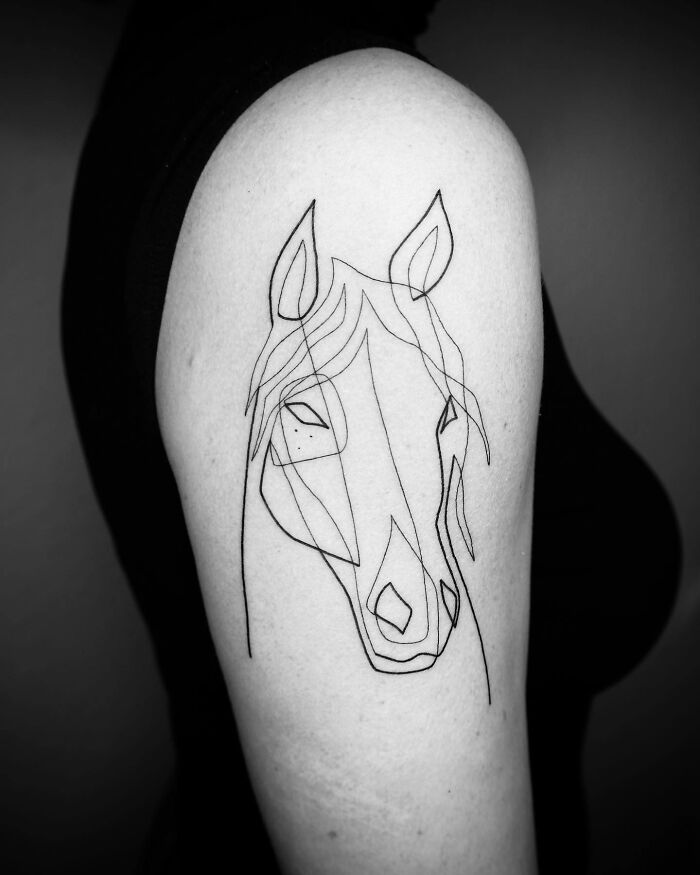 This Artist Creates Captivating Tattoos Using A Single Line (35 Pics) This Artist Creates Captivating Tattoos Using A Single Line (35 Pics)
