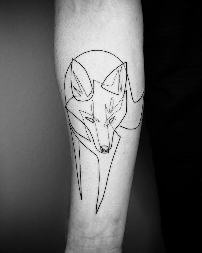 This Artist Creates Captivating Tattoos Using A Single Line (35 Pics) This Artist Creates Captivating Tattoos Using A Single Line (35 Pics)