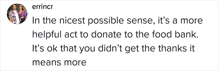 Influencer Is Left In Tears After Strangers Refuse Her Offer To Pay For Their Grocery Shopping Influencer Is Left In Tears After Strangers Refuse Her Offer To Pay For Their Grocery Shopping