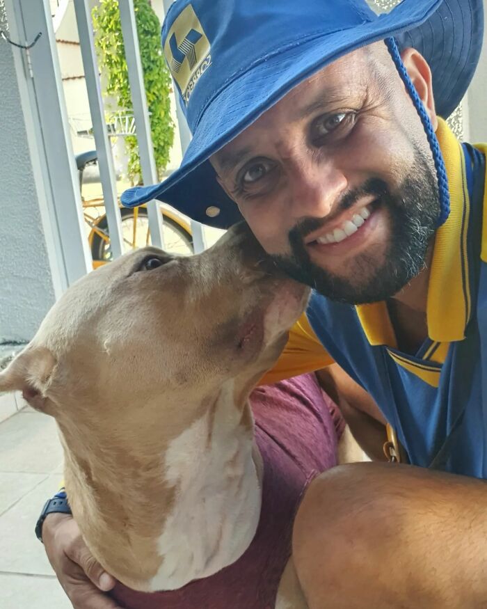 Mailman Takes Selfies With Every Animal That He Befriends While On His Job, And Here Are The Newest 30 Photos Mailman Takes Selfies With Every Animal That He Befriends While On His Job, And Here Are The Newest 30 Photos