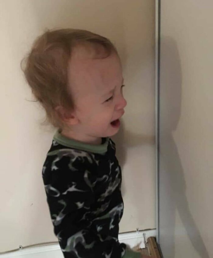 “Why My Kid Is Crying”: 49 Hilariously Stupid Parenting Stories Shared On This Facebook Page