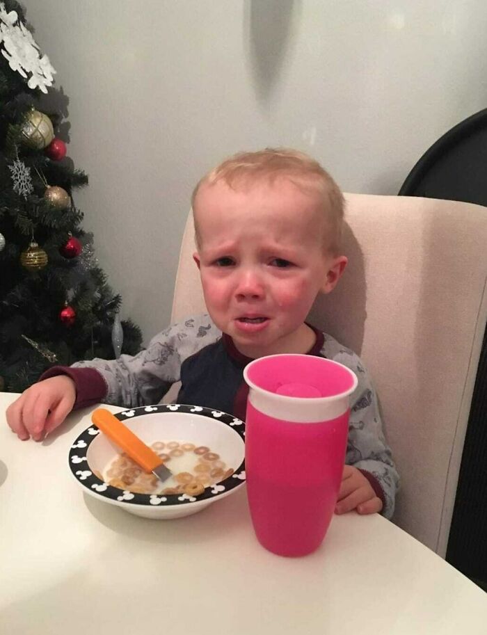 “Why My Kid Is Crying”: 49 Hilariously Stupid Parenting Stories Shared On This Facebook Page