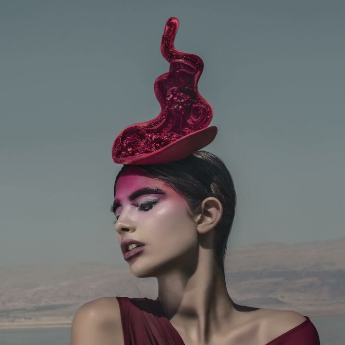 This Millinery Designer Creates The Craziest Headpieces And Hats That I’ve Ever Seen (62 Pics) This Millinery Designer Creates The Craziest Headpieces And Hats That I’ve Ever Seen (62 Pics)