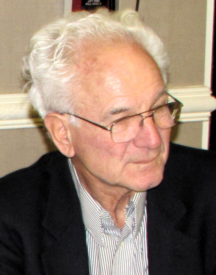 35 Times Intelligent Adults With Numerous Degrees Acted So Stupidly, It Resulted In Lots Of Embarrassment 35 Times Intelligent Adults With Numerous Degrees Acted So Stupidly, It Resulted In Lots Of Embarrassment