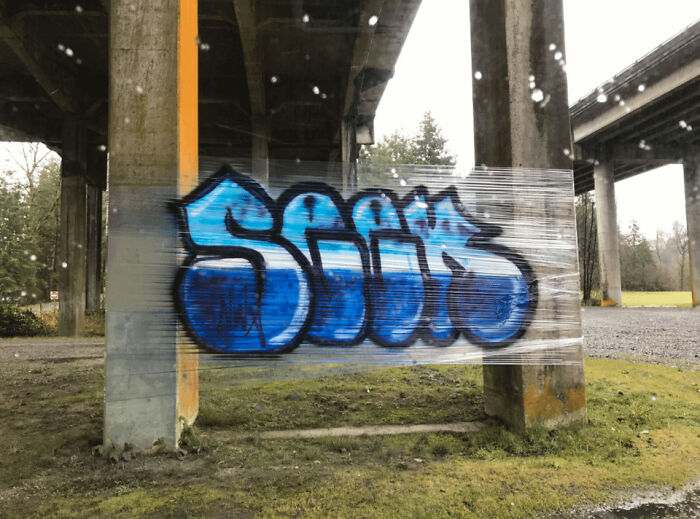 80 Pieces Of Creative Graffiti That People Found And Shared On The Internet 80 Pieces Of Creative Graffiti That People Found And Shared On The Internet