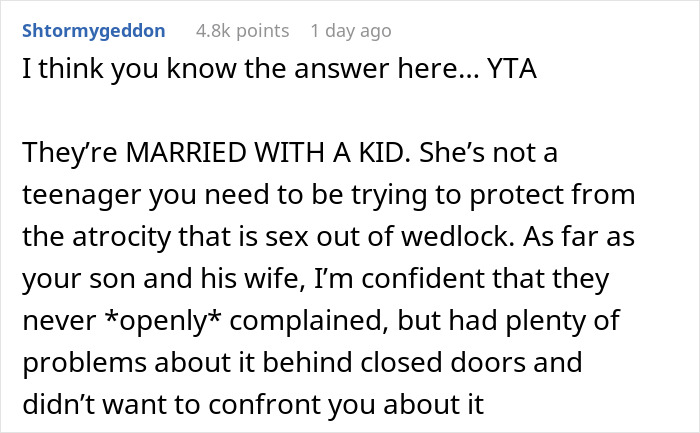Woman Wonders If She Is A Jerk For Making Her Daughter Sleep Separately From Her Wife Woman Wonders If She Is A Jerk For Making Her Daughter Sleep Separately From Her Wife