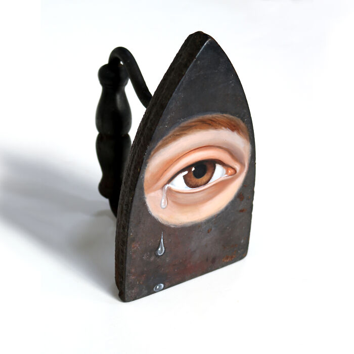 36 Old Everyday Objects Upcycled Into Artwork After I Paint Unique Faces Onto Them 36 Old Everyday Objects Upcycled Into Artwork After I Paint Unique Faces Onto Them