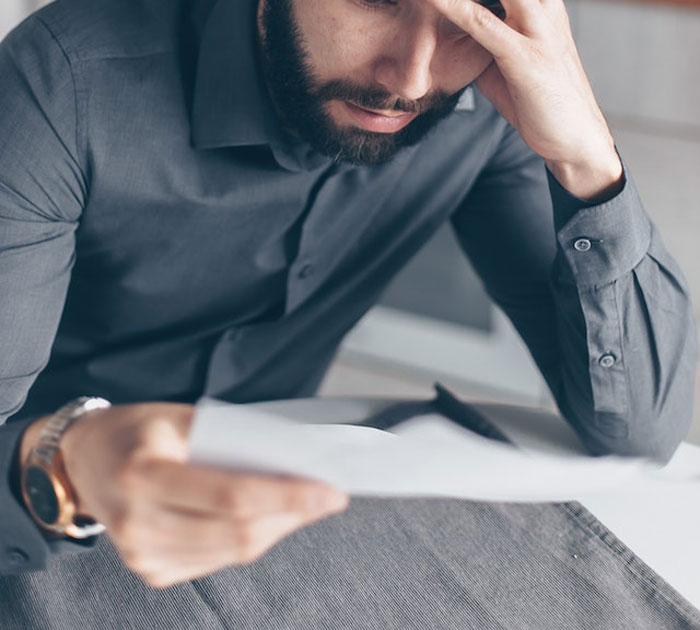 Lazy Manager Thinks She Can Get Away With Illegally Participating In Tip Pool, But One Employee Takes Matters Into Their Own Hands And Goes To HR